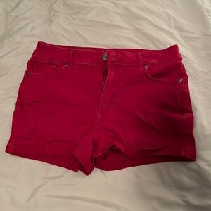 Maurice-brand red short-shorts size 11/12